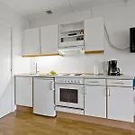 1 Bedroom Cozy In 内克瑟