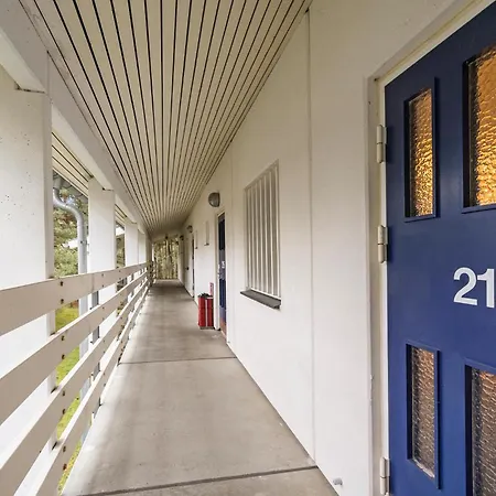 1 Bedroom Cozy In *